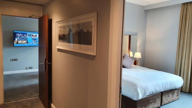 Shearwater & Hotel