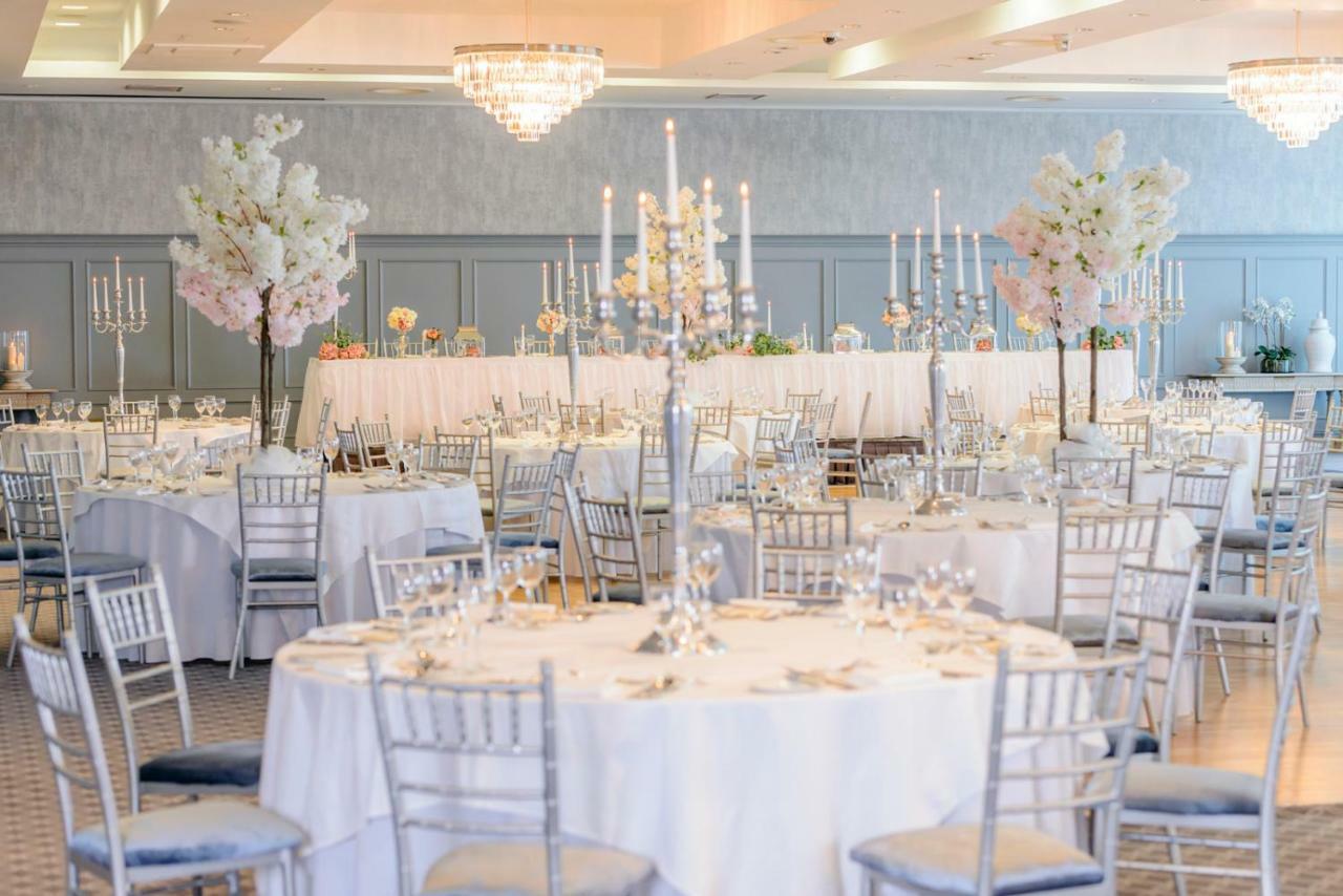 Hotel Shearwater &